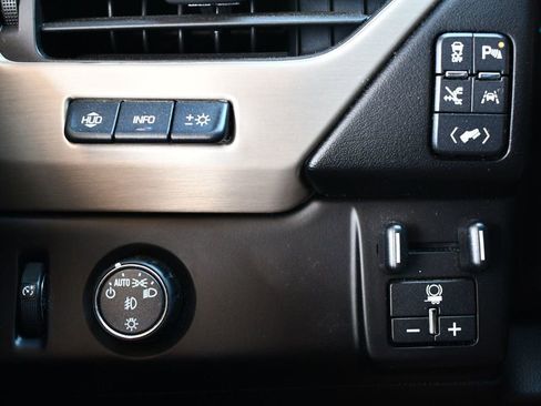 Used 2018 GMC Yukon Denali w/ Denali Ultimate Package image 55