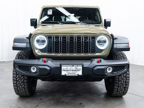 New 2026 Jeep Gladiator Rubicon w/ Steel Power Dome Hood Package AWD/4WD image 2