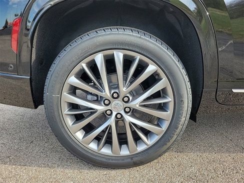 New 2026 Buick Enclave Avenir w/ Super Cruise Package image 6