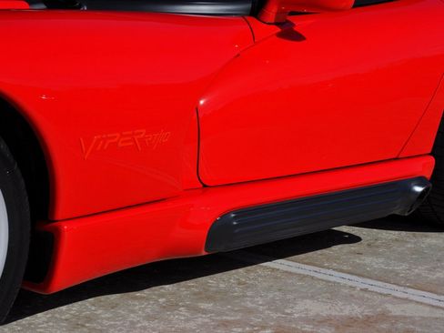 Used 1994 Dodge Viper RT/10 image 8