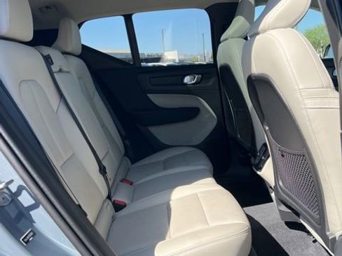 Used 2023 Volvo XC40 B5 Ultimate w/ Protection Package Premier AWD/4WD image 30