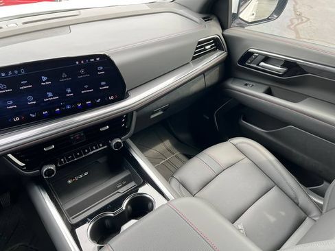 Used 2026 Chevrolet Tahoe RST w/ RST Capability Package AWD/4WD image 37