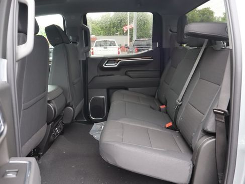 New 2026 Chevrolet Silverado 1500 LT w/ Z71 Off-Road Package AWD/4WD image 16