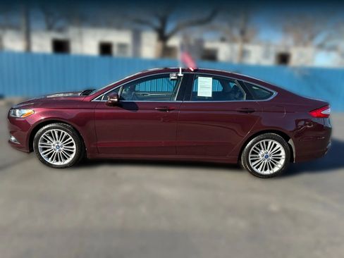 Used 2013 Ford Fusion SE image 4