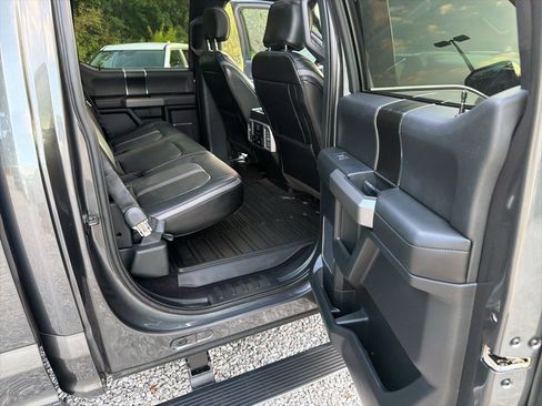 Used 2019 Ford F150 Platinum w/ Equipment Group 701A Luxury AWD/4WD image 28