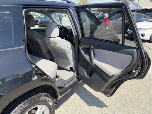 Used 2012 Toyota RAV4 4WD w/ Upgrade Value Pkg image 21