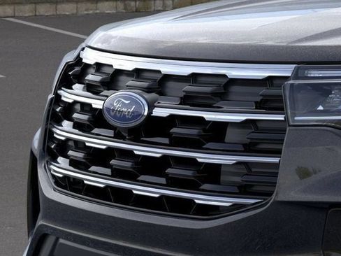 New 2026 Ford Explorer Active w/ Active Comfort Package RWD image 17