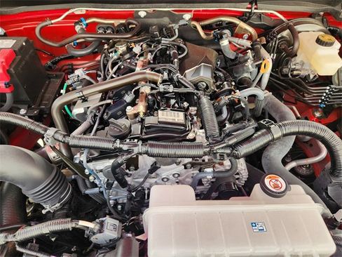 Used 2025 Toyota Tacoma SR5 image 21