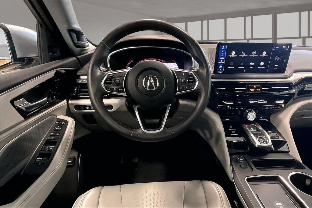 Used 2025 Acura MDX w/ Technology Package AWD/4WD image 9