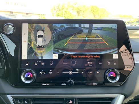 Certified 2026 Lexus RX 350 AWD image 24