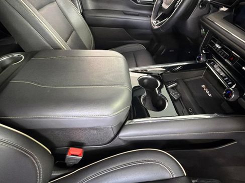 Certified 2025 Chevrolet Tahoe Premier RWD image 37