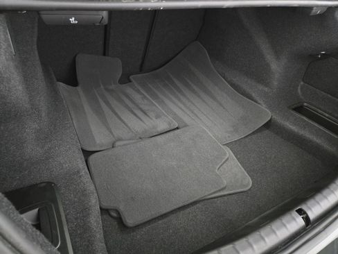 Used 2023 BMW 530i w/ Convenience Package image 14