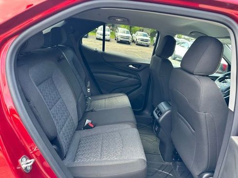 Used 2023 Chevrolet Equinox LT FWD image 30