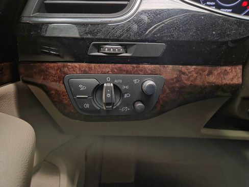 Used 2018 Audi Q7 3.0T Prestige image 27