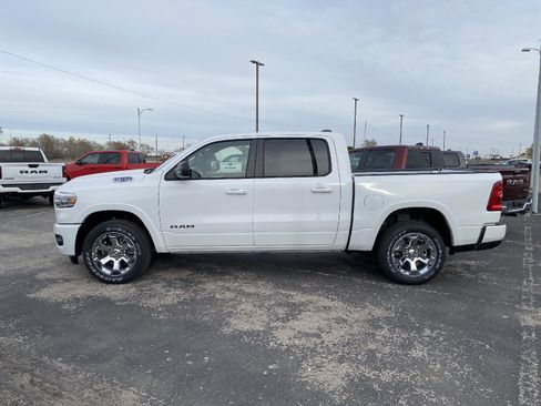 Used 2025 RAM 1500 Big Horn AWD/4WD image 19