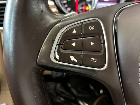 Used 2018 Mercedes-Benz GLS 450 4MATIC w/ Premium Package image 20
