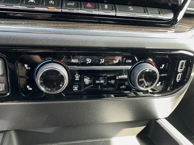 Used 2024 Chevrolet Silverado 1500 LT Trail Boss w/ Convenience Package II AWD/4WD image 21