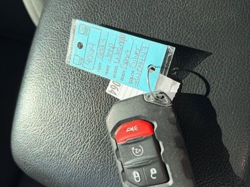 Used 2023 Jeep Wrangler Unlimited Sport image 20