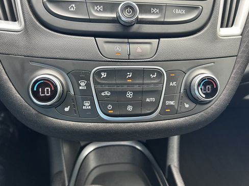 Used 2024 Chevrolet Malibu LT FWD image 16