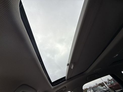 Certified 2021 Buick Enclave Avenir w/ Avenir Technology Package image 25