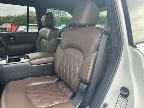 Used 2023 Nissan Armada Platinum w/ Captain's Chairs Package image 19