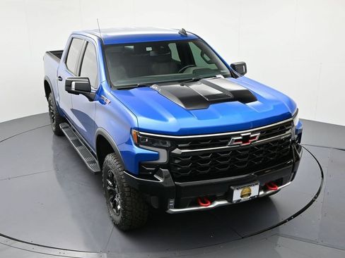 Used 2022 Chevrolet Silverado 1500 ZR2 AWD/4WD image 17