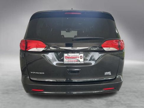 Used 2021 Chrysler Voyager Lxi FWD image 29