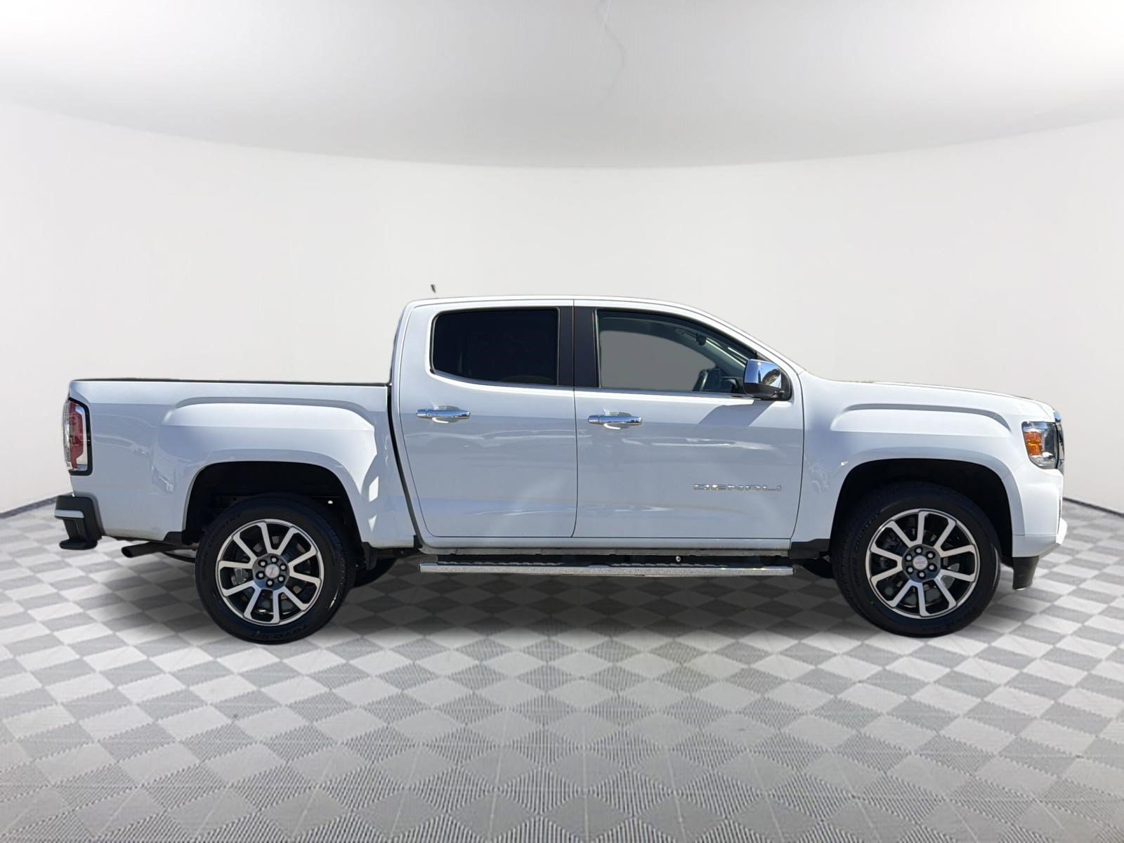 Used 2021 GMC Canyon Denali RWD image 17