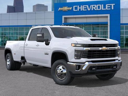 New 2026 Chevrolet Silverado 3500 LT w/ Texas Edition image 31