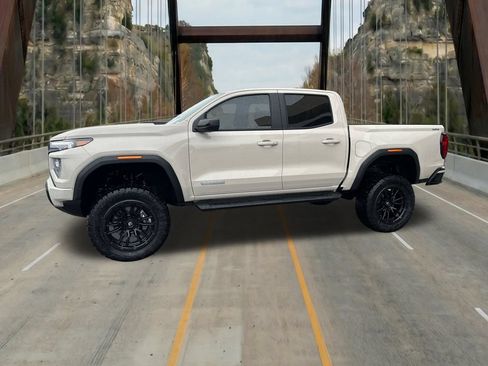 New 2026 GMC Canyon Elevation AWD/4WD image 4