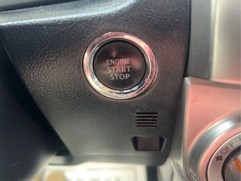 Used 2020 Toyota 4Runner SR5 Premium image 25