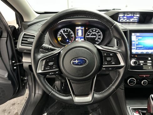 Used 2021 Subaru Impreza 2.0i Limited image 24
