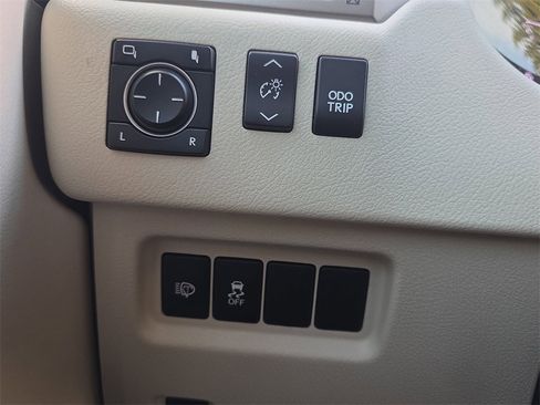 Used 2015 Lexus GX 460 460 image 27