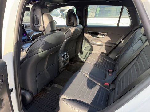 Used 2025 Mercedes-Benz GLC 43 AMG 4MATIC image 4