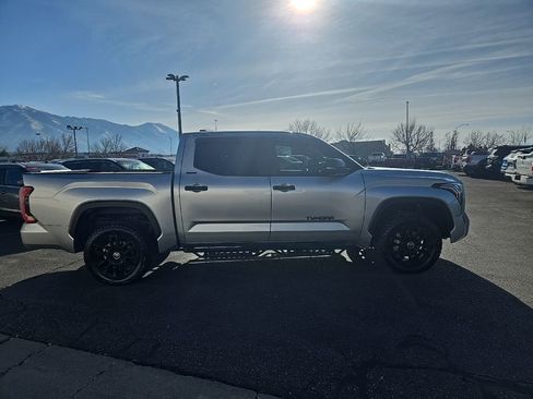 Used 2024 Toyota Tundra Limited image 4