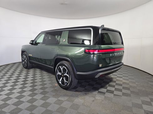 Used 2022 Rivian R1S Launch Edition image 3