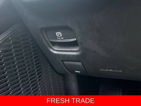 Used 2024 Jeep Grand Cherokee Altitude AWD/4WD image 19