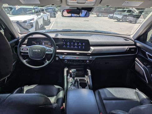 Used 2023 Kia Telluride S AWD/4WD image 29