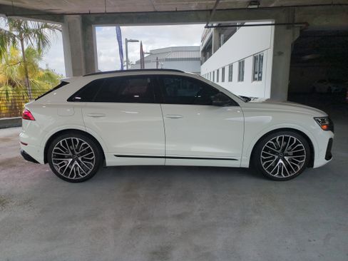 Used 2024 Audi SQ8 Prestige image 4