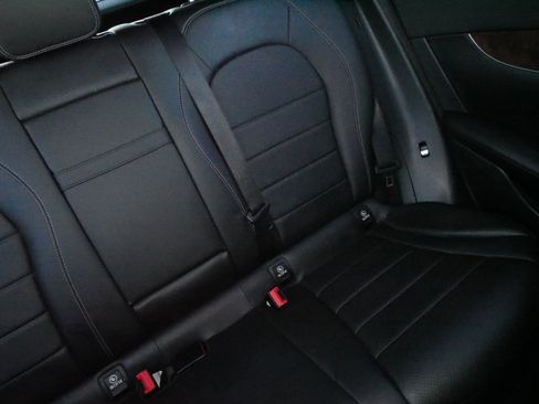 Used 2017 Mercedes-Benz GLC 300 4MATIC image 15