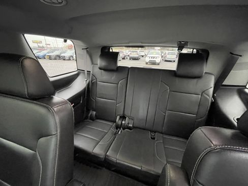 Used 2018 Chevrolet Tahoe LT w/ LT Signature Package image 29