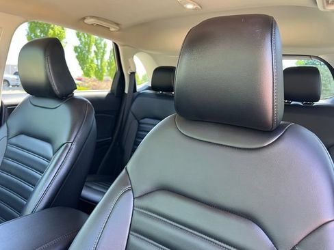 Certified 2023 Ford Edge SEL AWD/4WD image 13