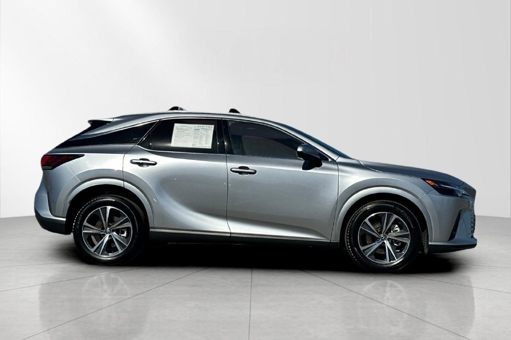 Certified 2025 Lexus RX 350 FWD w/ Accessory Package image 7