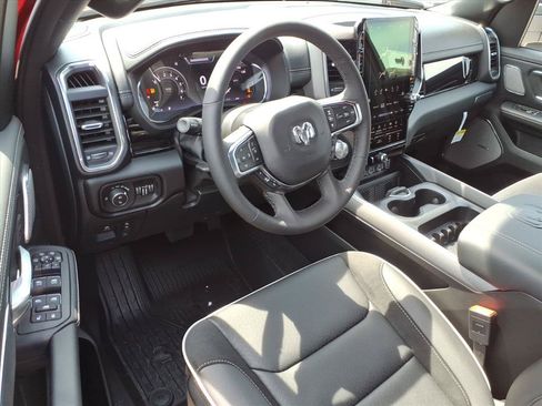 New 2026 RAM 1500 Laramie AWD/4WD image 19