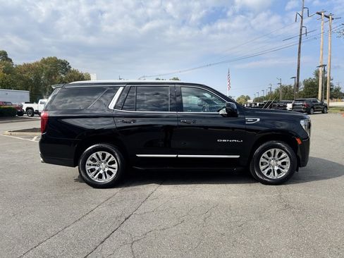Used 2023 GMC Yukon Denali image 8