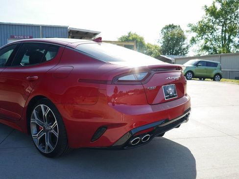 Used 2020 Kia Stinger GT2 image 15