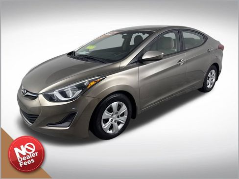 Used 2016 Hyundai Elantra SE FWD image 8