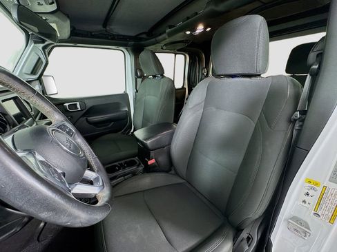 Used 2020 Jeep Gladiator Sport w/ Quick Order Package 24S AWD/4WD image 21