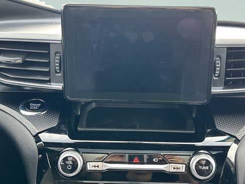 Used 2023 Ford Explorer ST-Line image 18