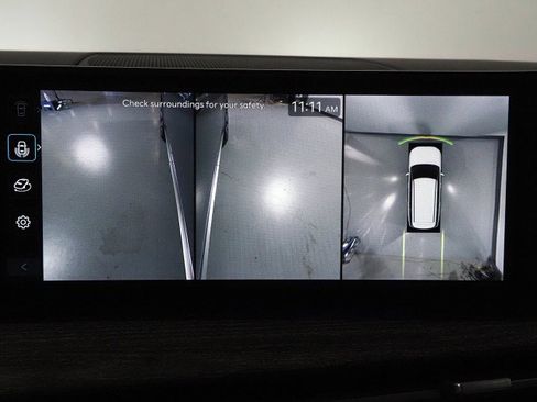 Used 2025 Hyundai Santa Fe Limited image 31